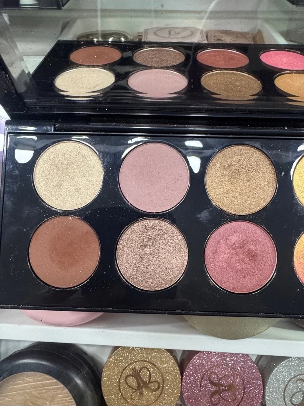 > Authentic Pat McGrath Labs Mothership VII: Divine Rose Eyeshadow Palette